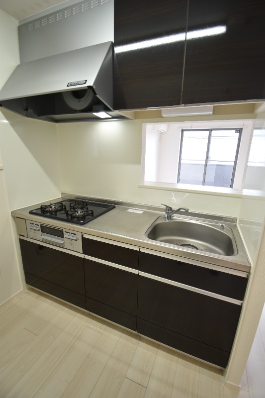 ��ʌ��������܎s�Y�a��̉ƂR���ڂ̃}���V�����̃L�b�`��