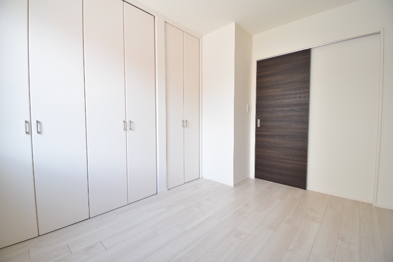 ��ʌ��������܎s�Y�a��̉ƂR���ڂ̃}���V�����̂��̑������E�X�y�[�X