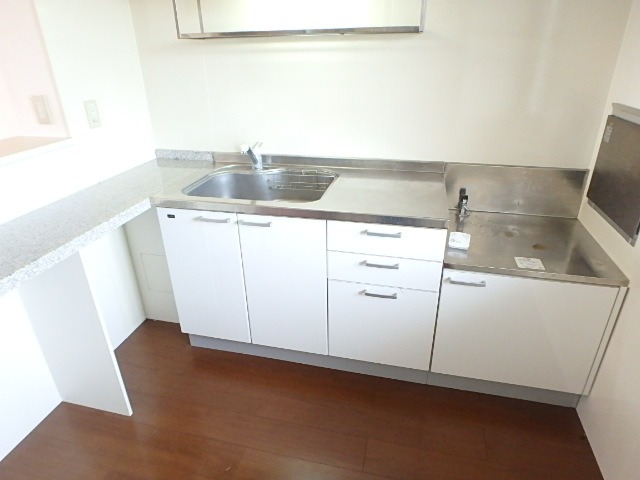 ��ʌ��������܎s��{��听���P���ڂ̃A�p�[�g�̃L�b�`��