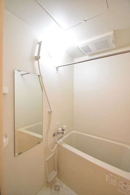 ��ʌ��������܎s�k����i���Q���ڂ̃A�p�[�g�̃o�X