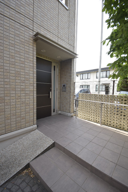 ��ʌ��������܎s��{��听���P���ڂ̃A�p�[�g�̃G���g�����X