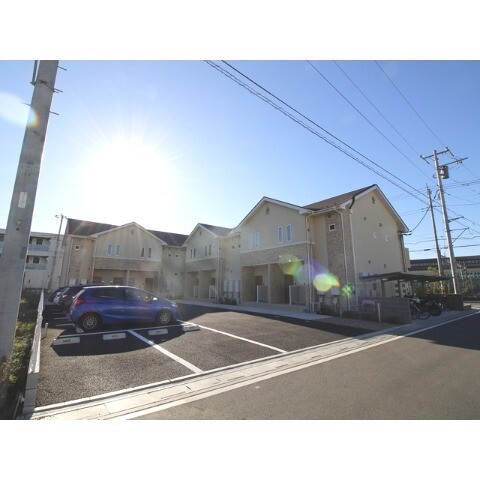 ��ʌ��������܎s�΋�����R���ڂ̃A�p�[�g�̒��ԏ�