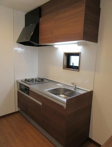 ��ʌ�����s�厚�ΐ_�̃A�p�[�g�̃L�b�`��