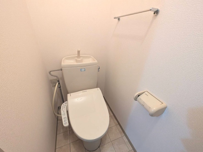 ��ʌ��k�����S�ɓޒ��厚�H�т̃A�p�[�g�̃g�C��