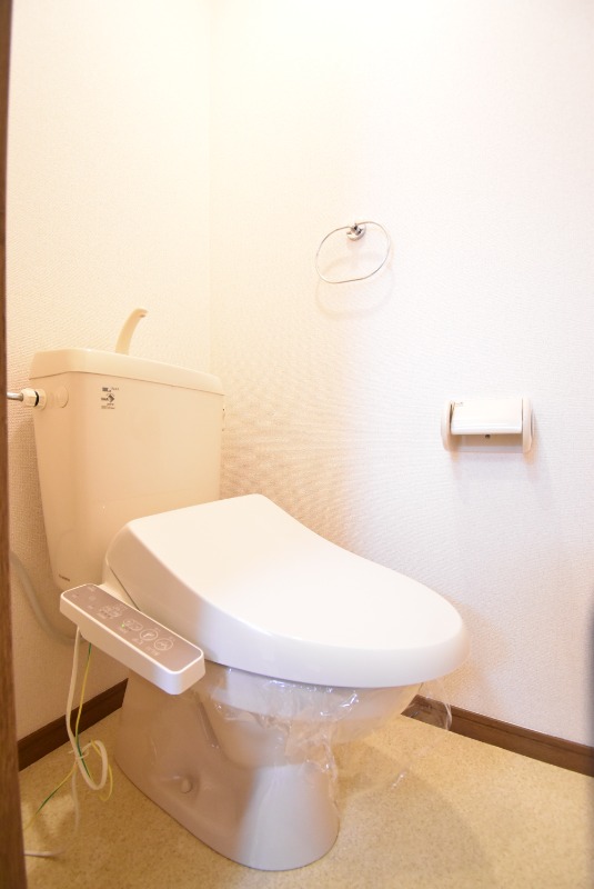 ��ʌ�����s�Ŕ�m�܂Q���ڂ̃A�p�[�g�̃g�C��