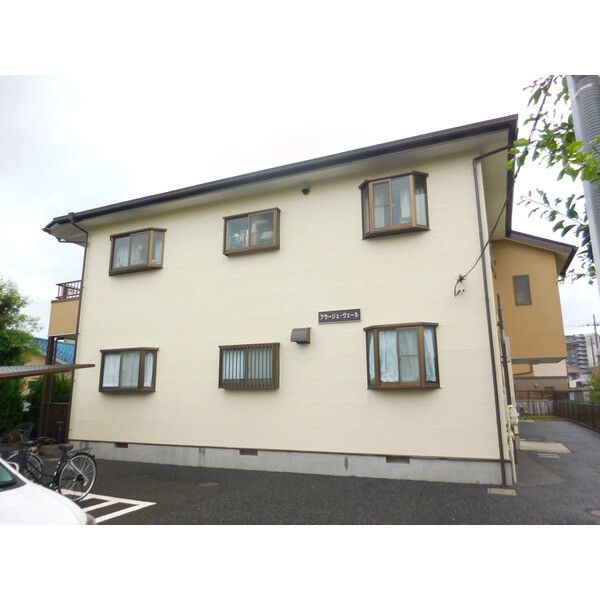 ��ʌ��������܎s��{��㏬��276-2�̃A�p�[�g�̌����O��