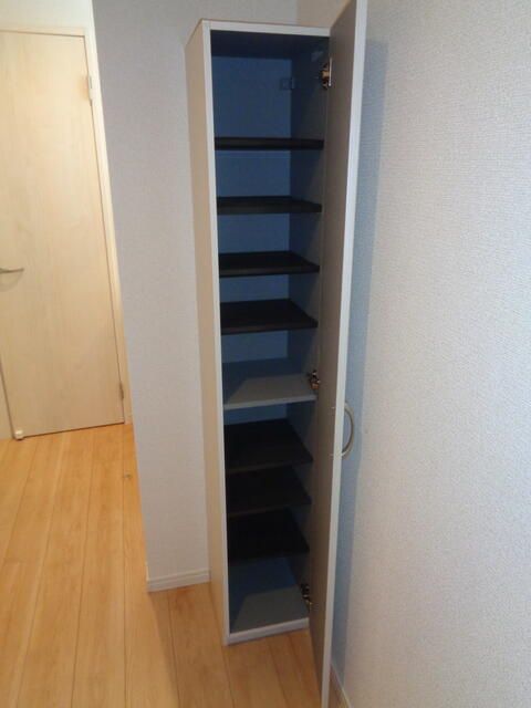 ��ʌ��������܎s������厚�@���̃A�p�[�g�̂��̑��ݔ�