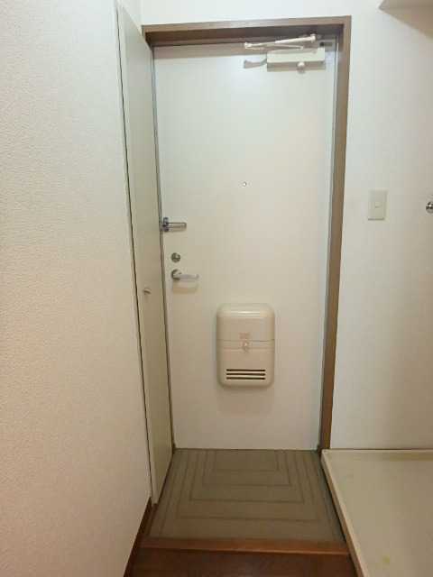 ��ʌ��������܎s��{���咬�R���ڂ̃A�p�[�g�̌���