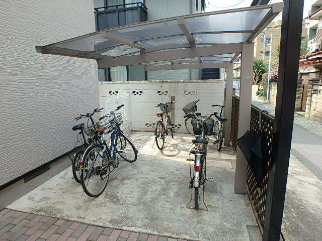 ��ʌ��������܎s��{���咬�R���ڂ̃A�p�[�g�̂��̑�