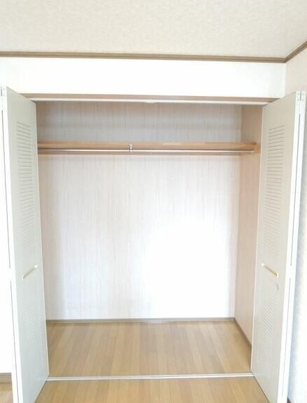 ��ʌ��������܎s��{��㏬���̃A�p�[�g�̎��[