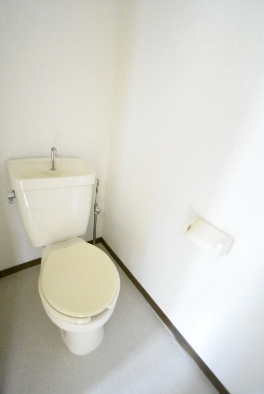 ��ʌ������s���v��̃A�p�[�g�̃g�C��