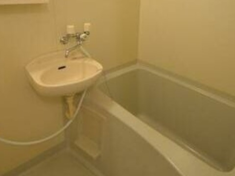 ��ʌ��������܎s������t���R���ڂ̃A�p�[�g�̃o�X