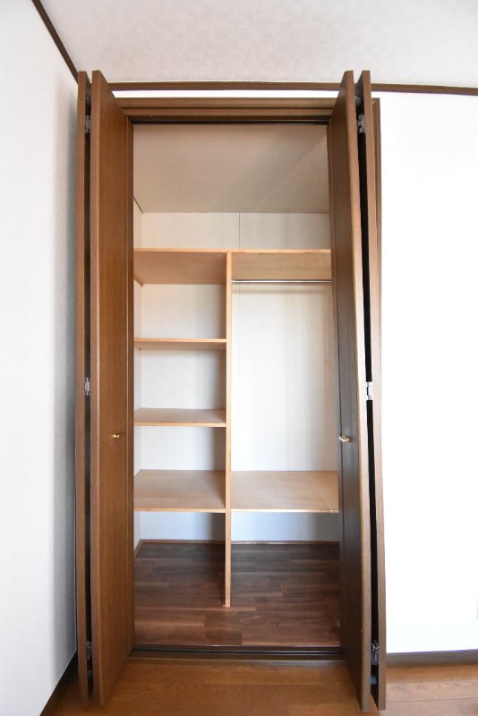 ��ʌ�����s�����P���ڂ̃A�p�[�g�̎��[