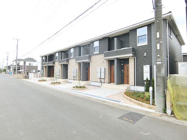 ��ʌ��k�����S�ɓޒ������R����328�̃A�p�[�g�̌����O��