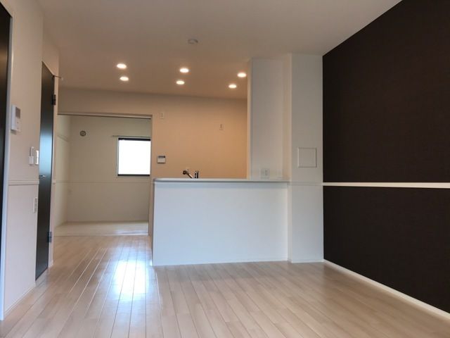 ��ʌ��������܎s������厚�V��̃A�p�[�g�̋��ԁE���r���O