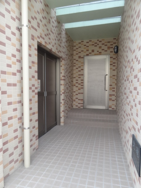 ��ʌ��������܎s��{��听���P���ڂ̃}���V�����̃G���g�����X