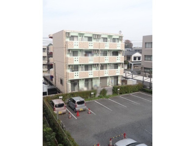 ��ʌ��������܎s��{��听���P���ڂ̃}���V�����̒��ԏ�