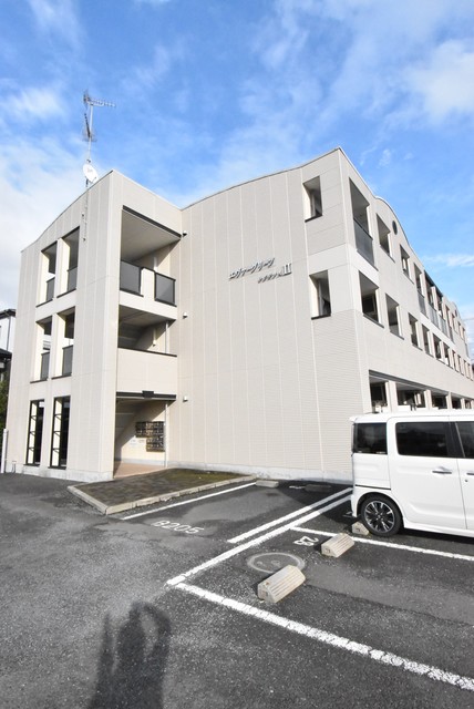 ��ʌ�����s�厚���s�k�J�̃}���V�����̃G���g�����X