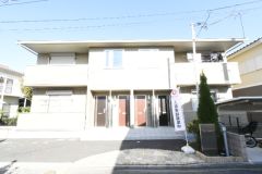 ��ʌ��������܎s�΋�厚����1274-5�̃A�p�[�g�̌����O��