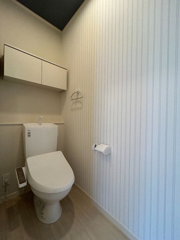 ��ʌ��������܎s����厚�w��̃e���X�n�E�X�̃g�C��