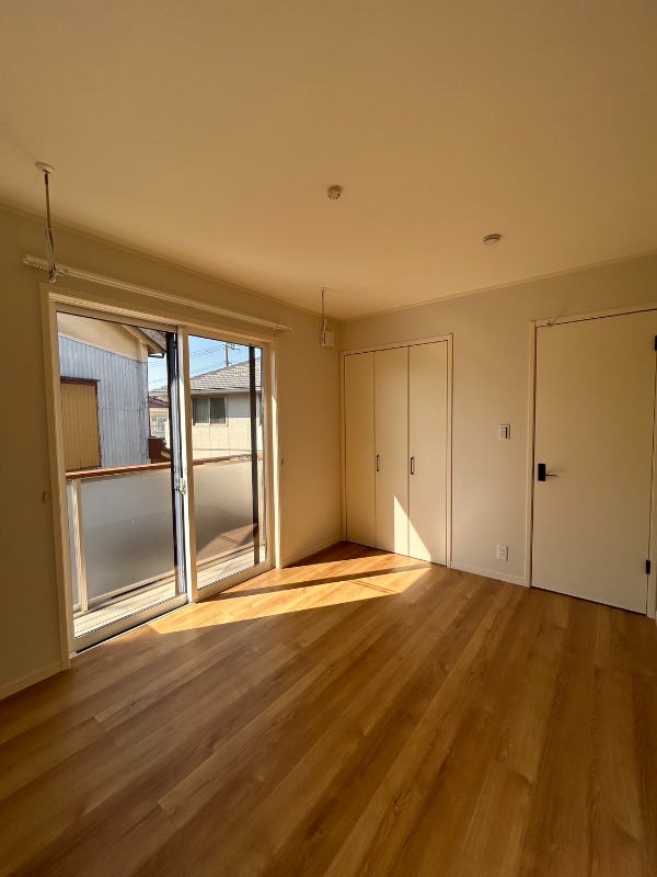 ��ʌ��������܎s����厚�w��̃e���X�n�E�X�̂��̑�