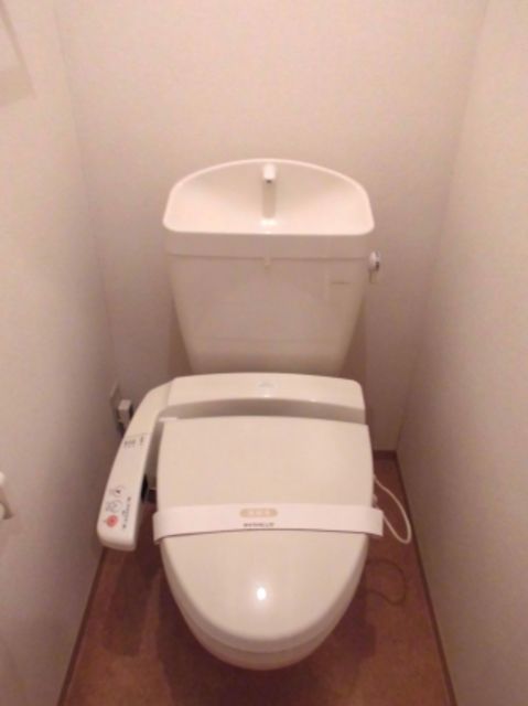 ��ʌ��������܎s�k��{�����̃A�p�[�g�̃g�C��