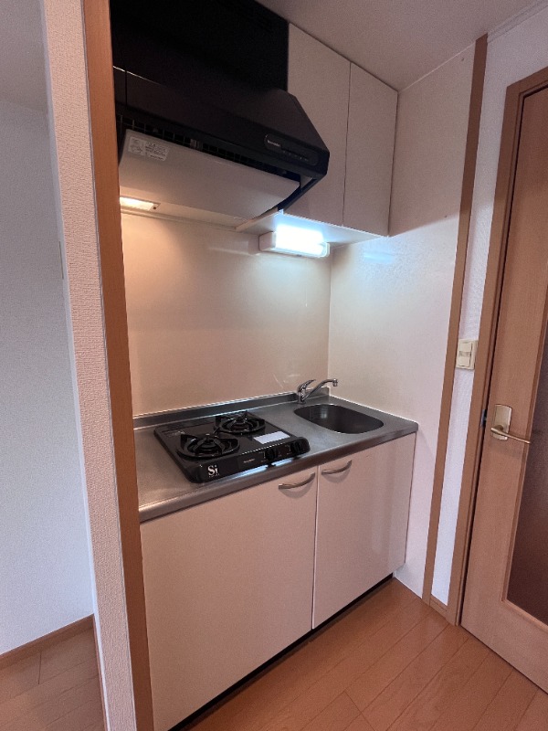 ��ʌ��@�c�s��O���P���ڂ̃}���V�����̃L�b�`��