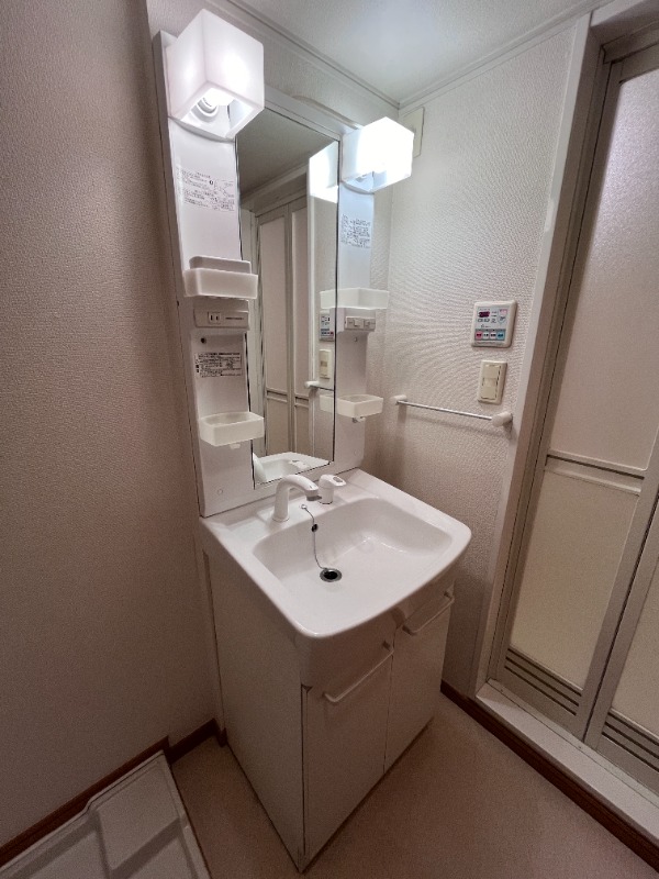 ��ʌ��@�c�s��O���P���ڂ̃}���V�����̐��ʏ�