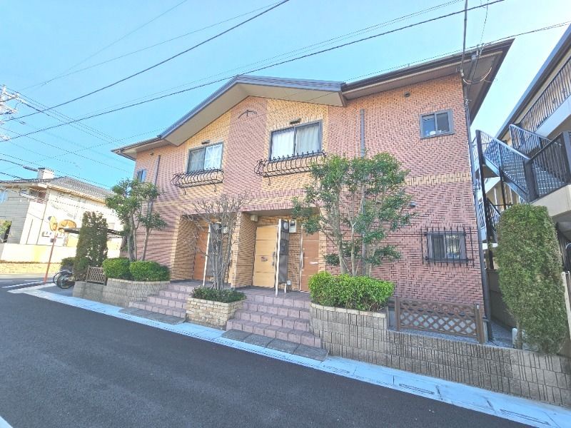 ��ʌ��������܎s�����擌��{�V���ڂ̃A�p�[�g�̌����O��