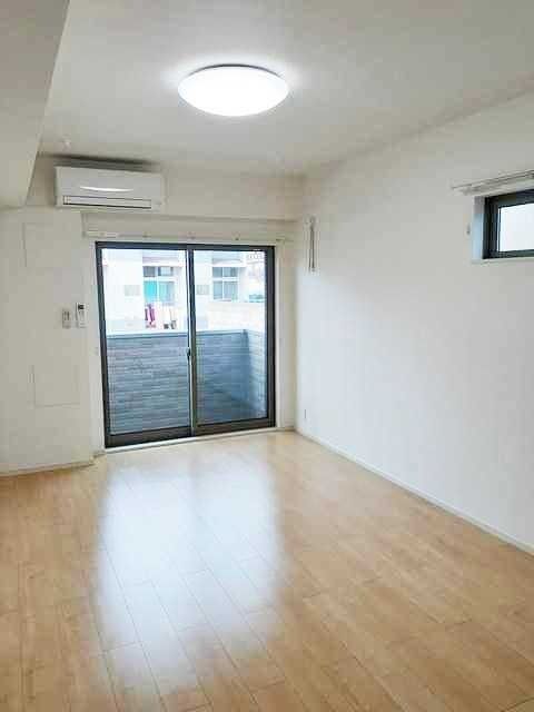 ��ʌ��������܎s�����擇���̃A�p�[�g�̋��ԁE���r���O