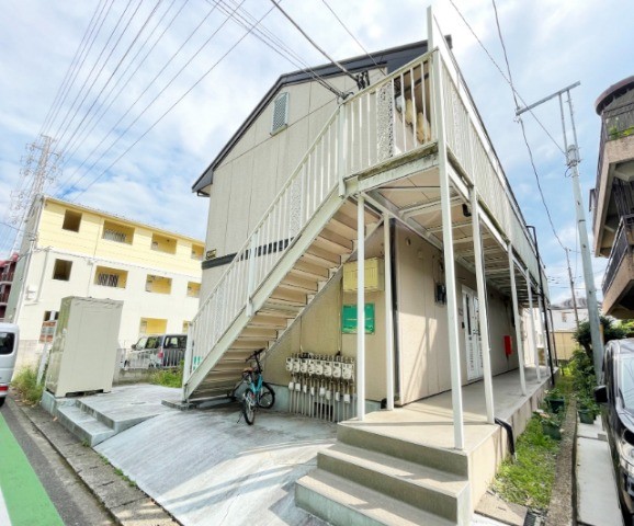 ��ʌ��������܎s�k��{�����S����43-14�̃A�p�[�g�̌����O��