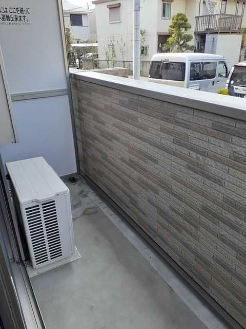 ��ʌ��������܎s�����擇���̃A�p�[�g�̃o���R�j�[