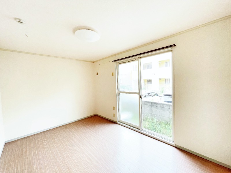 ��ʌ��������܎s�k��{�����S���ڂ̃A�p�[�g�̂��̑������E�X�y�[�X