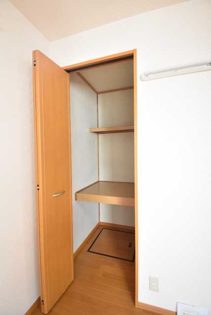 ��ʌ��������܎s�Y�a���؍�S���ڂ̃A�p�[�g�̎��[