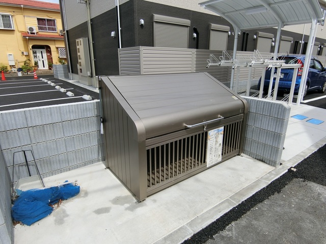 ��ʌ��������܎s�������a�c���Q���ڂ̃A�p�[�g�̂��̑�