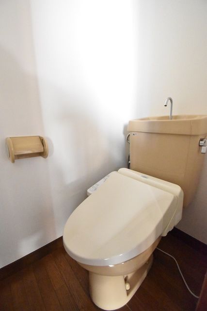 ��ʌ��������܎s�΋�厚��Ԗ؂̃A�p�[�g�̃g�C��