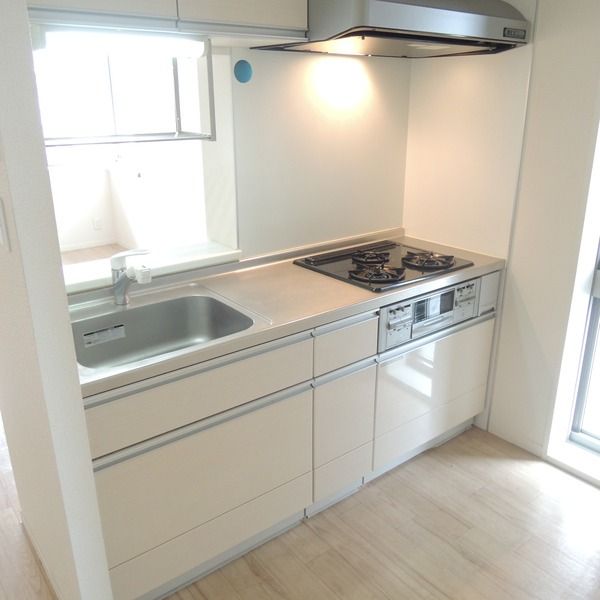 ��ʌ��������܎s��{��k�ܒ��Q���ڂ̃}���V�����̃L�b�`��