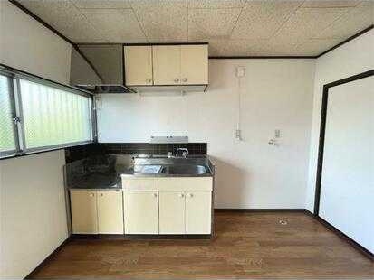 ��ʌ��������܎s��΋���T���ڂ̃A�p�[�g�̃L�b�`��