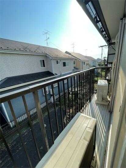 ��ʌ��������܎s��΋���T���ڂ̃A�p�[�g�̃o���R�j�[