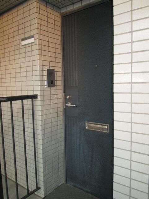 ��ʌ�����s������P���ڂ̃}���V�����̌���