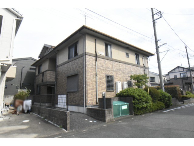 ��ʌ�����s����T���ڂ̃A�p�[�g�̌����O��