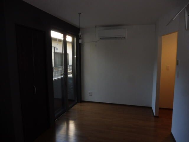 ��ʌ��������܎s������厚�@���̃A�p�[�g�̋��ԁE���r���O