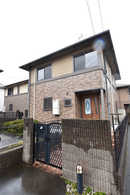 ��ʌ��������܎s�΋擌�Y�a�W����5-12�̈�ˌ��Ă̌����O��