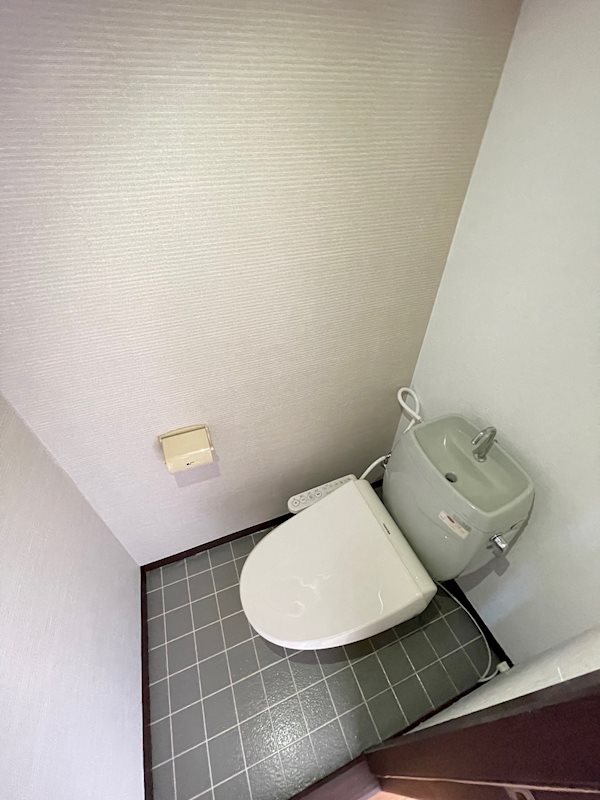 ��ʌ��������܎s��΋�{���Q���ڂ̃A�p�[�g�̃g�C��