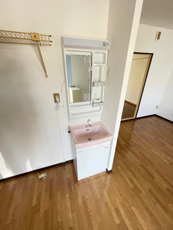 ��ʌ��������܎s��΋�{���Q���ڂ̃A�p�[�g�̐��ʏ�