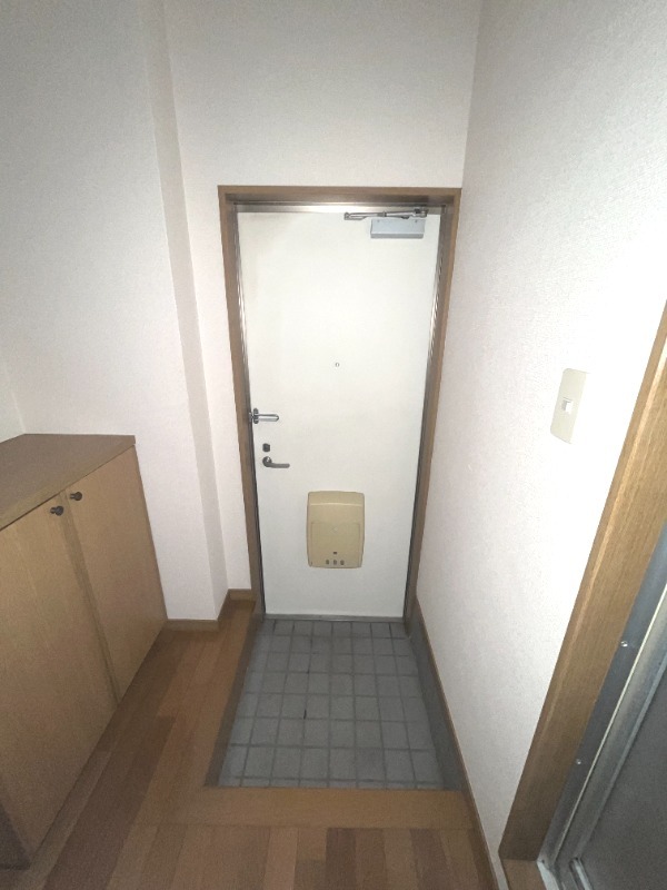 ��ʌ��������܎s��΋���q�P���ڂ̃A�p�[�g�̌���