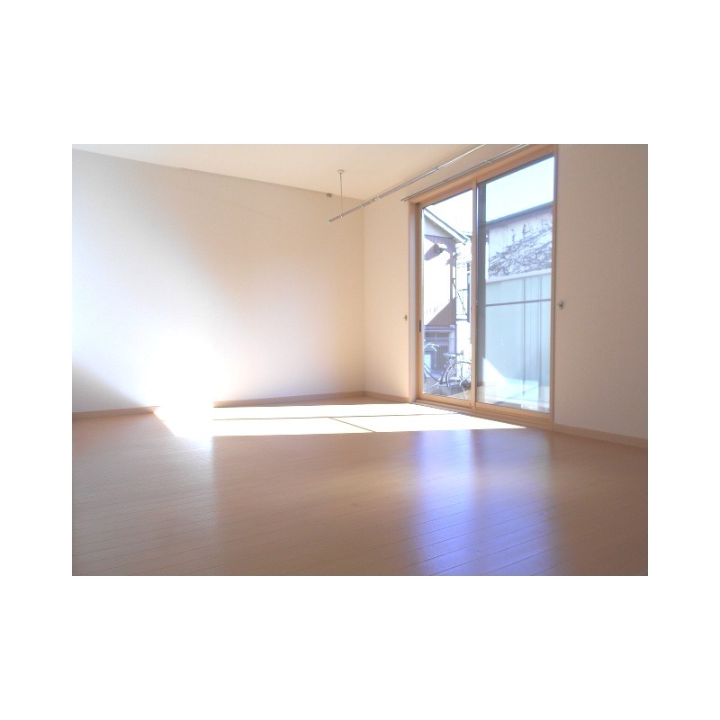 ��ʌ��������܎s�Y�a��ݒ��R���ڂ̃A�p�[�g�̋��ԁE���r���O