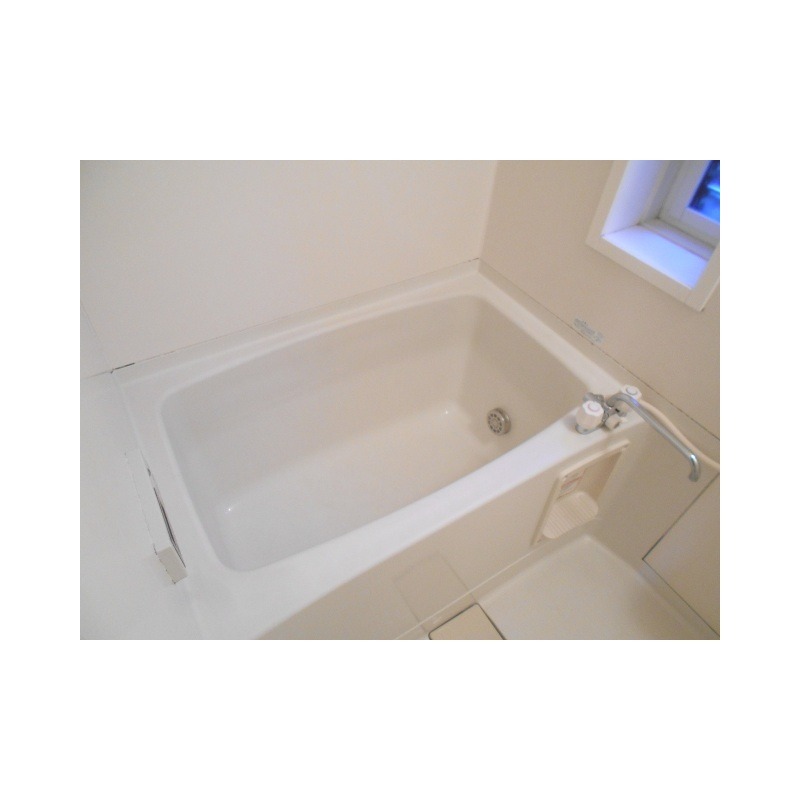 ��ʌ��������܎s�Y�a��ݒ��R���ڂ̃A�p�[�g�̃o�X