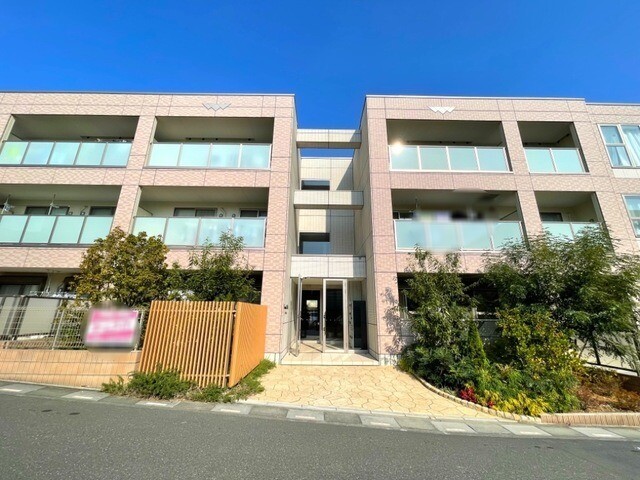 ��ʌ�����s�厚������803-1�̃}���V�����̌����O��