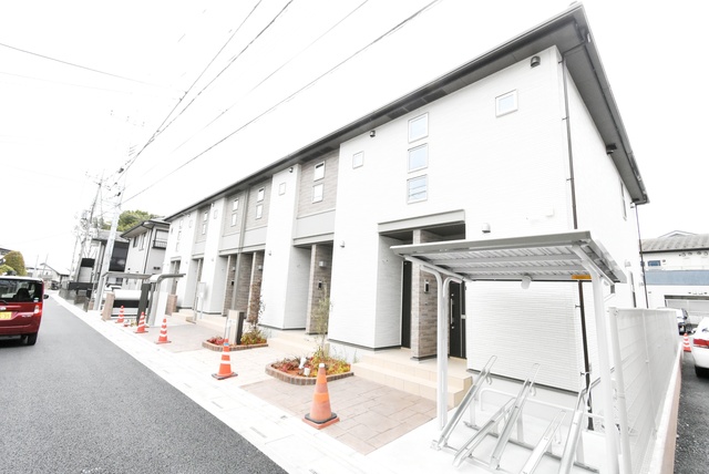 ��ʌ��������܎s������厚���V��385-1�̃A�p�[�g�̌����O��